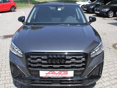 Audi Q2 TDI S-LINE LED NAVI Virtual Cockpit Ass-Paket Parken ALU 18 ZOLL